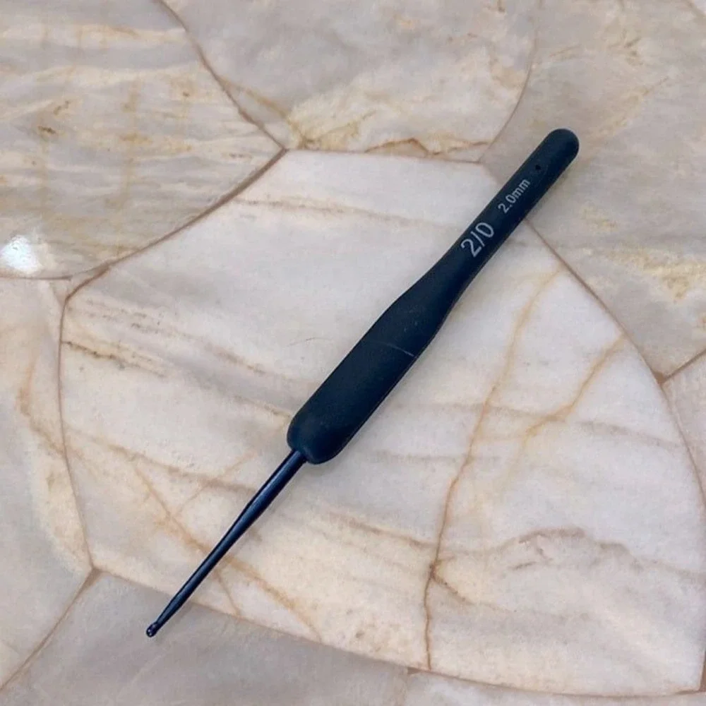 Crochet Needle Black‎ 2.0 mm